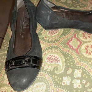 Attilio Giusti Leombruni 39 8.5 black wedges shoes